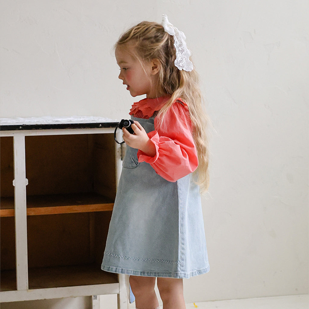 Child wearing Puella Flo Madeline Ribbon Hair Clip in Ivory