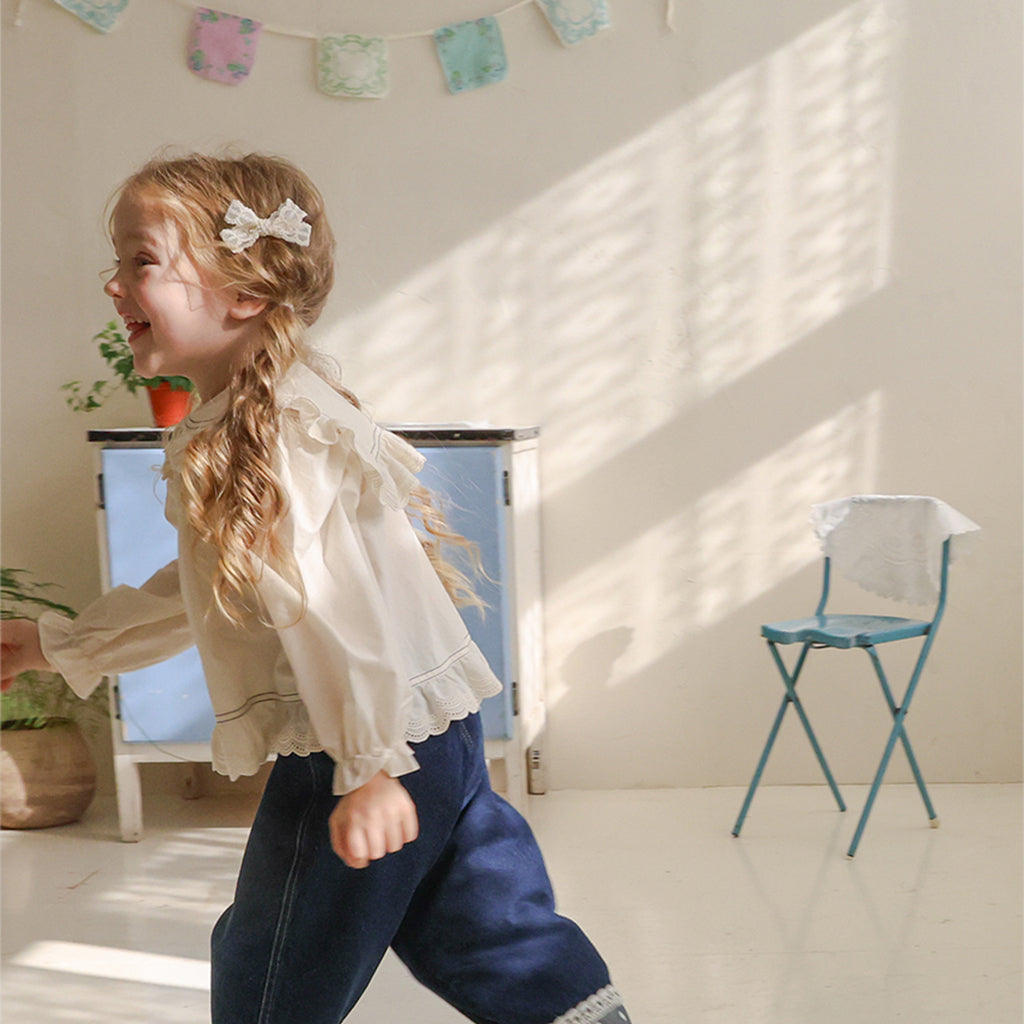 Puella Flo Lou Bow Hair Clip Ivory – girls hair accessory alternate view