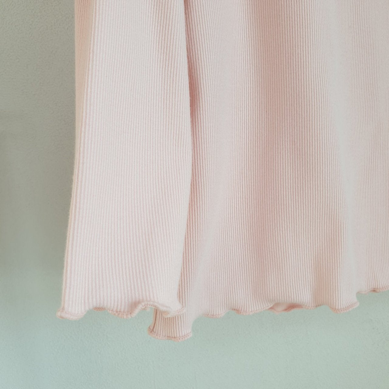 Eclair Soft Cotton Tee Pink – girls top close-up detail